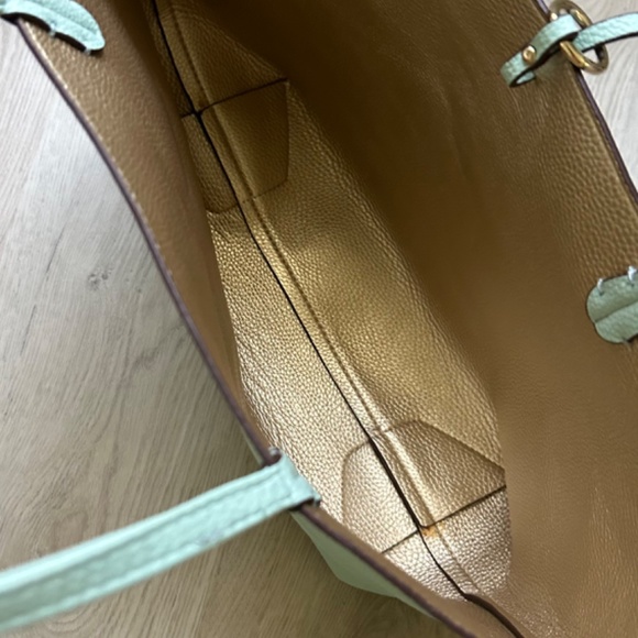 Reversible tote - Picture 4 of 4